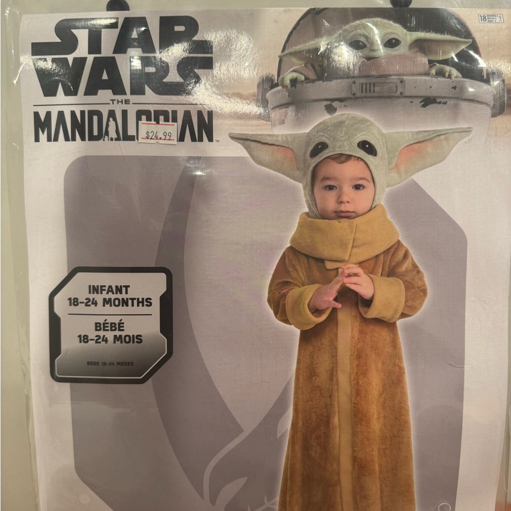Brand New
Star Wars Mandalorian 
Infant Costume with Hood